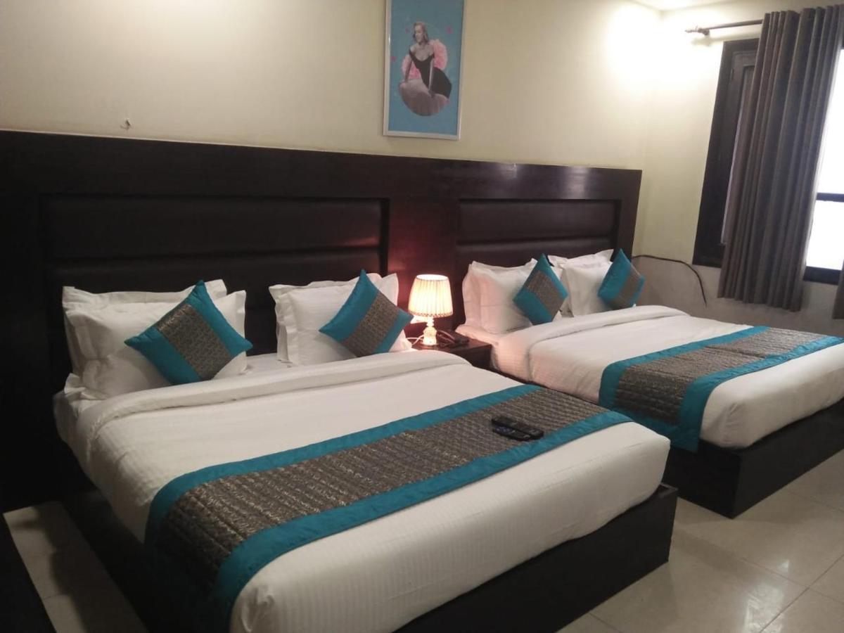 Vivah Residency Hotel Nuova Delhi Esterno foto