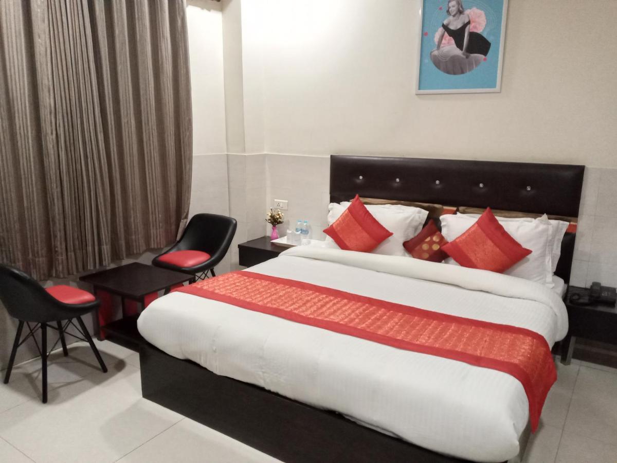 Vivah Residency Hotel Nuova Delhi Esterno foto
