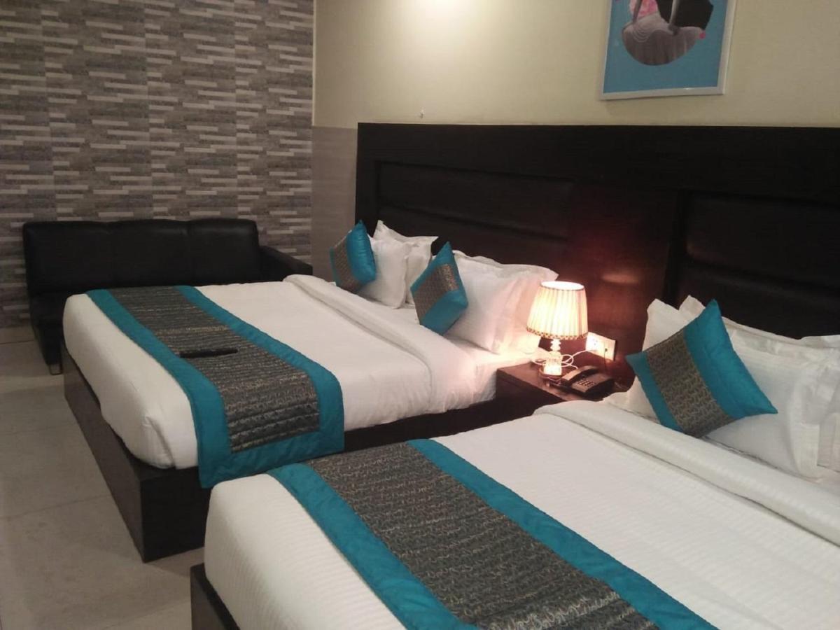 Vivah Residency Hotel Nuova Delhi Esterno foto