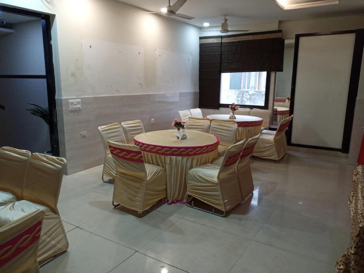 Vivah Residency Hotel Nuova Delhi Esterno foto