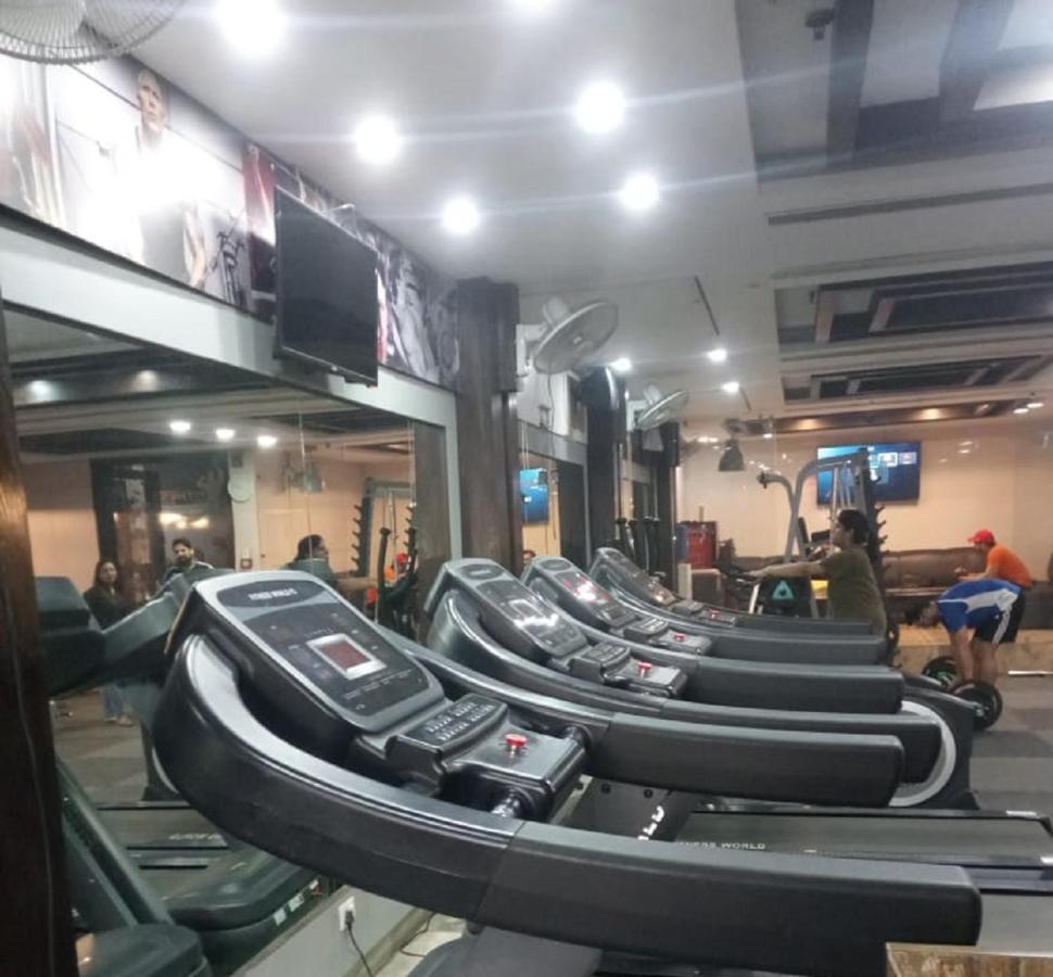 Vivah Residency Hotel Nuova Delhi Esterno foto
