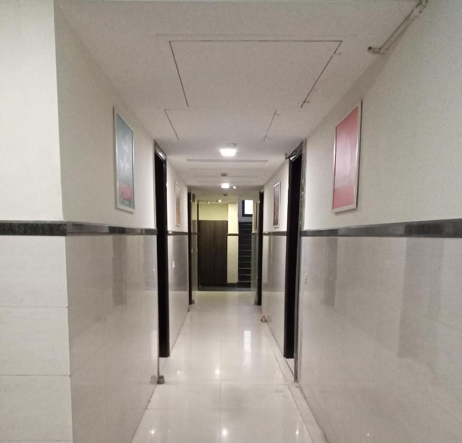 Vivah Residency Hotel Nuova Delhi Esterno foto